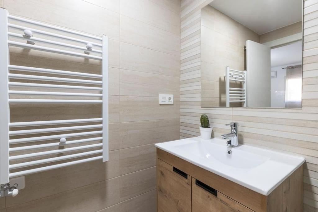 Neptuno Deluxe Lägenhet Granada Exteriör bild